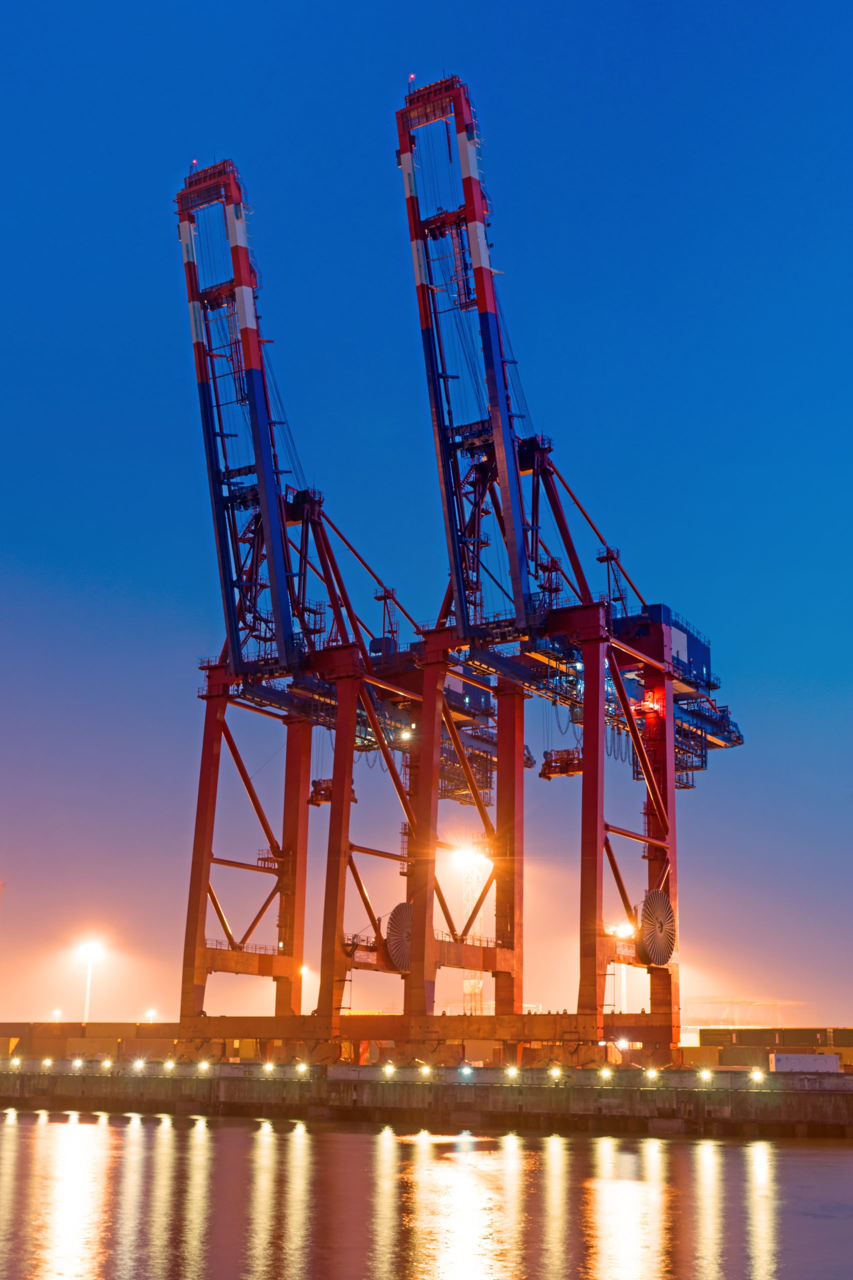 Datengetriebene Beratung für die maritime und marine Industrie